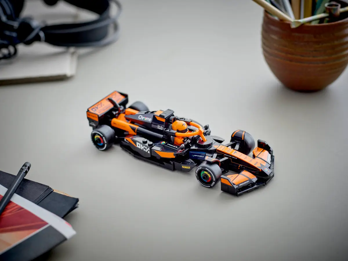 🏁🔥 تجربه‌ی سرعت فرمول یک با لگو McLaren F1 Team MCL38!